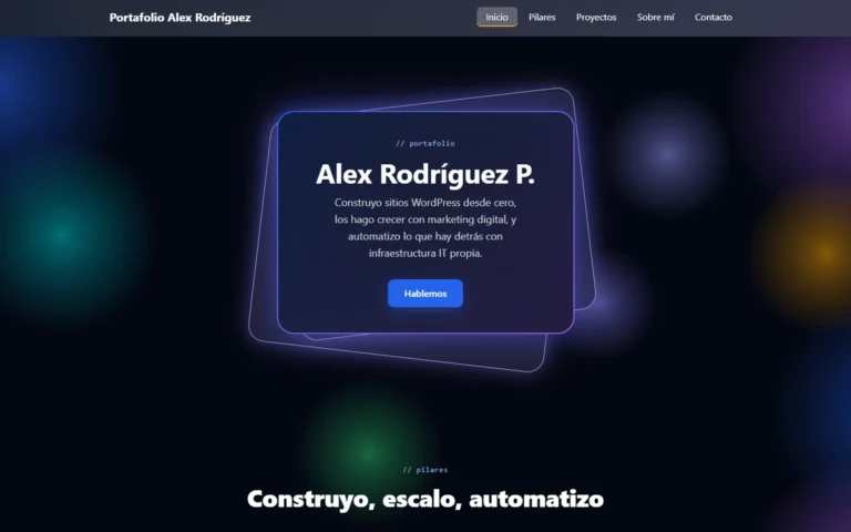 Portada del portafolio: tarjeta translúcida con el nombre Alex Rodríguez P. sobre un fondo oscuro con esferas de color